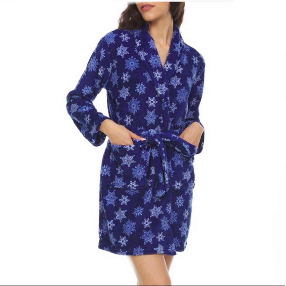 Pillow Talk NWT Medium (8/10) Blue Snowflake Shawl Collar Tie Robe W/Poc…